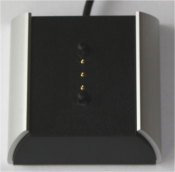 Beocom 5 mit Tischladestation